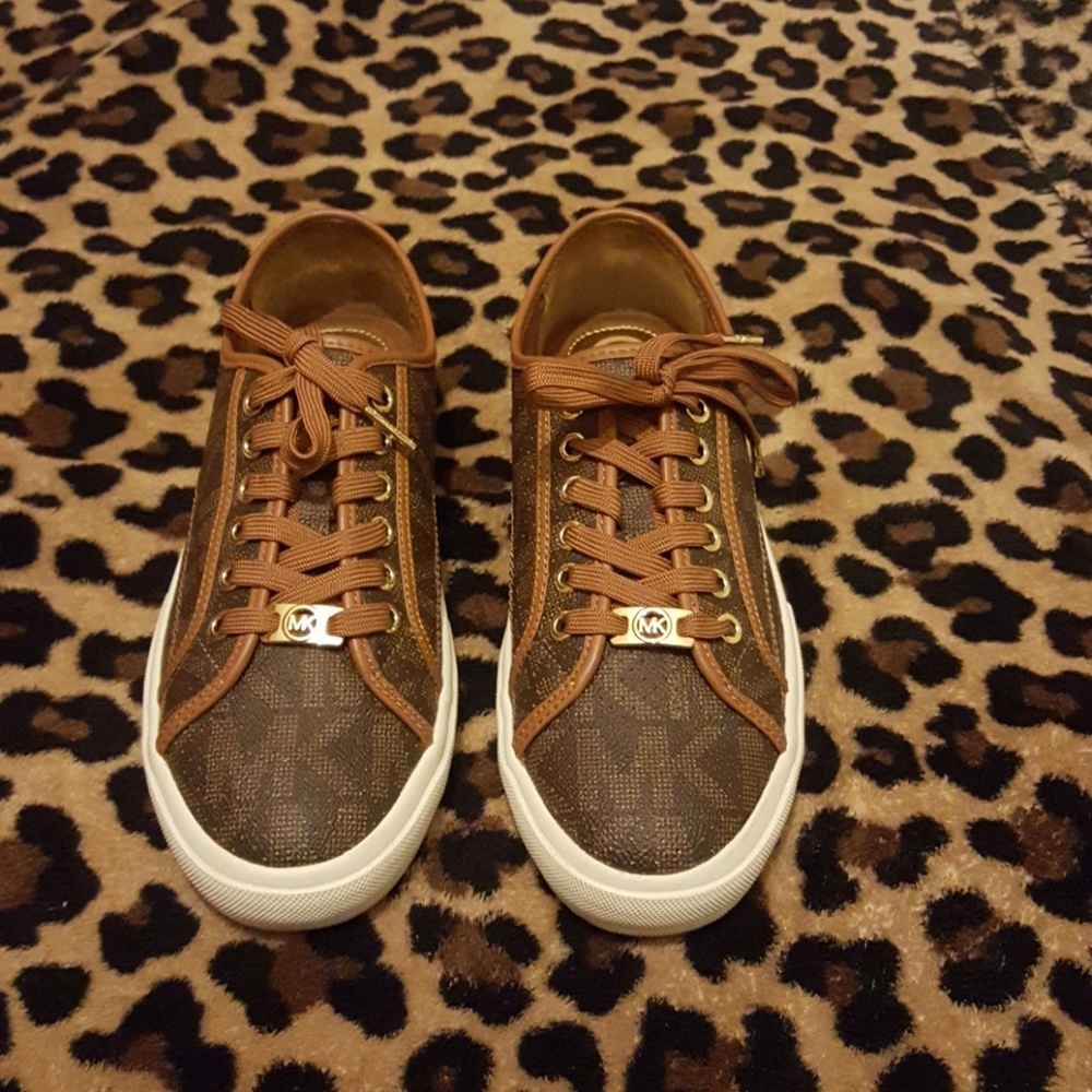 Michael Kors Boerum Sneaker /Size 8.5